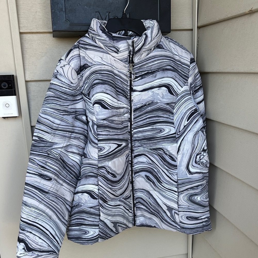 Isaac Mizrahi Love! Stylish Black and Gray Women's Jacket, LG